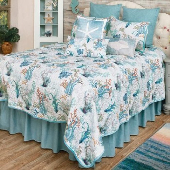 Coastal Coral Quilt - Bedding Collection