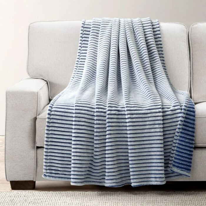 Cozy Ultra Soft Ribbed Faux Fur Throw