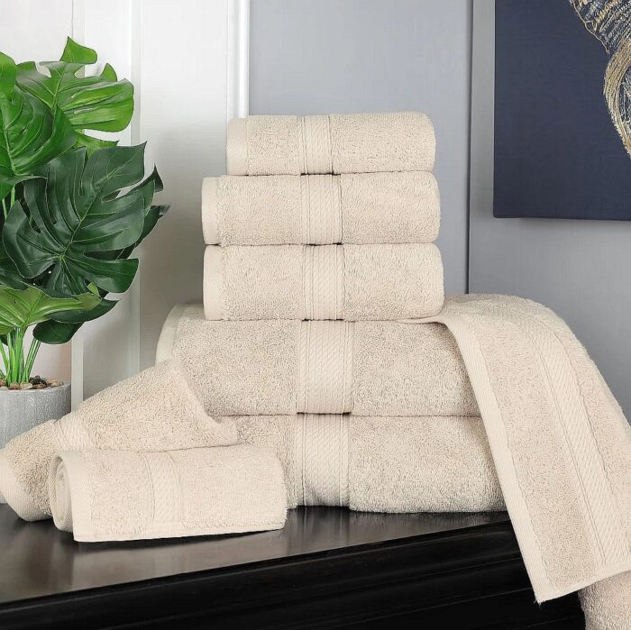 Egyptian Cotton 8 Piece Ultra Plush Towel Set
